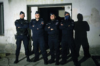 policjanci z teledysku