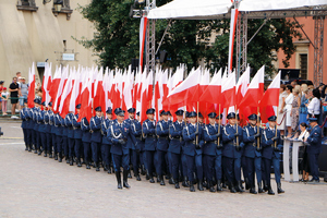 obchody święta Policji na placu zamkowym i obiektach związanych z działalnością policji