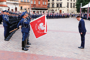 obchody święta Policji na placu zamkowym i obiektach związanych z działalnością policji