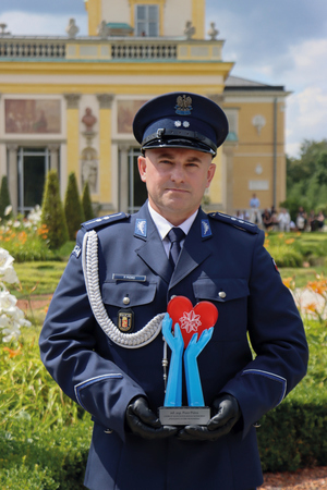 portrety wyróżnionych policjantów