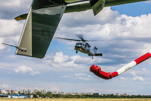 loty śmigłowca policyjnego z udziałem załogi policyjnego śmigłowca