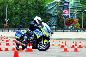 tor motocykl policjant konkurs