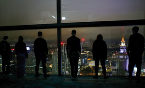 ćwiczenia BOA w budynkach, wieżowcu, w mieście odbijanie zakładników loty śmigłowcem